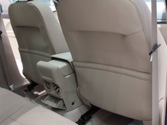 2011款 两厢 1.8L 自动 时尚型