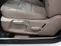 2011款 两厢 1.8L 自动 时尚型