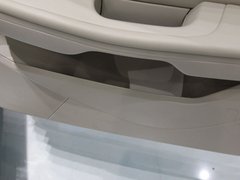 2011款 两厢 1.8L 自动 时尚型