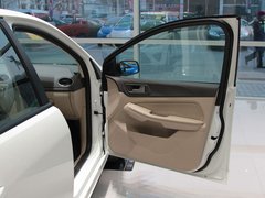 2011款 两厢 1.8L 自动 时尚型