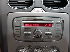 2011款 两厢 1.8L 自动 时尚型