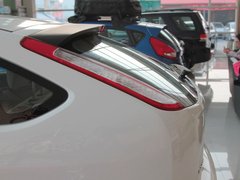 2011款 两厢 1.8L 自动 时尚型