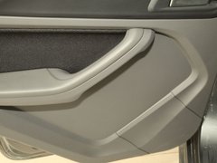 2011款 两厢 2.0L 手动 运动型