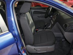 2011款 三厢 1.8L 手动 舒适型