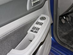 2011款 三厢 1.8L 手动 舒适型