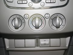 2011款 三厢 1.8L 手动 舒适型