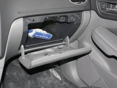 2011款 三厢 1.8L 手动 舒适型