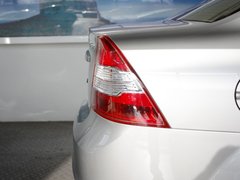 2011款 三厢 1.8L 手动 舒适型