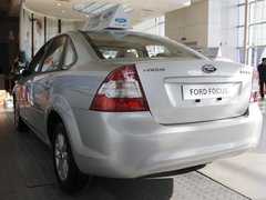 2011款 三厢 1.8L 手动 舒适型