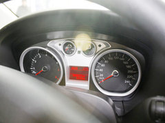 2011款 三厢 1.8L 手动 舒适型