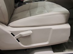 2011款 三厢 1.8L 自动 时尚型