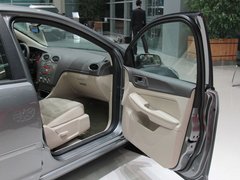 2011款 三厢 1.8L 自动 时尚型