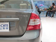 2011款 三厢 1.8L 自动 时尚型