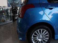 2010款 1.5L 手动 冠军限量版