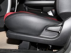 2010款 1.3L AMT 豪華型