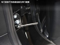 2011款 4.4T xDrive50i豪华型 5座