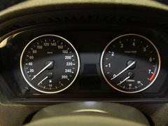 2011款 3.0T xDrive35i领先型 5座