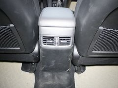 2010款 2.4 CVT 四驱运动导航版