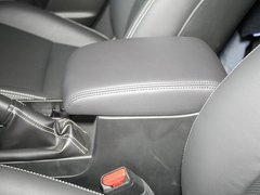 2010款 2.4 CVT 四驱运动导航版