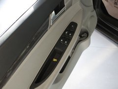2011款 1.6L 手动 豪华型
