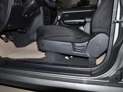 2010款 锐意版 2.0L 手动 豪华型 5座