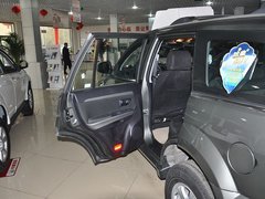 2010款 锐意版 2.0L 手动 豪华型 5座