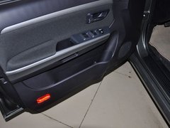 2010款 锐意版 2.0L 手动 豪华型 5座