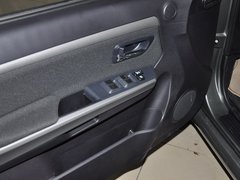 2010款 锐意版 2.0L 手动 豪华型 5座