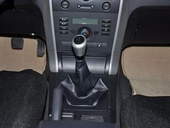 2010款 锐意版 2.0L 手动 豪华型 5座