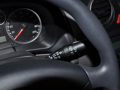 2010款 锐意版 2.0L 手动 豪华型 5座