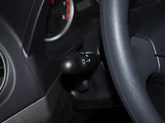 2010款 锐意版 2.0L 手动 豪华型 5座