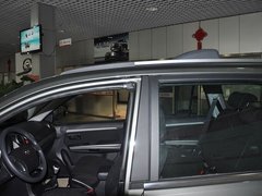 2010款 锐意版 2.0L 手动 豪华型 5座