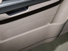 2010款 领先版 2.4L 手动 两驱豪华型 5座