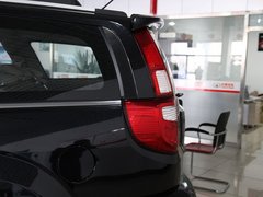 2010款 领先版 2.4L 手动 两驱豪华型 5座