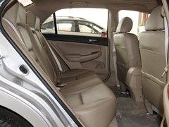 2010款 黄金版 2.0L 手动 尊贵型