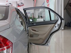 2010款 黄金版 2.0L 手动 尊贵型