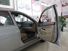 2010款 黄金版 2.0L 手动 尊贵型