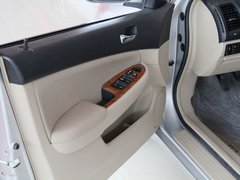 2010款 黄金版 2.0L 手动 尊贵型