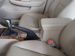 2010款 黄金版 2.0L 手动 尊贵型