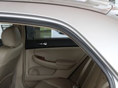 2010款 黄金版 2.0L 手动 尊贵型