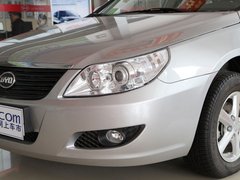 2010款 黄金版 2.0L 手动 尊贵型