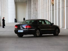 2011款 V6 3.6L 4座加长Individual版