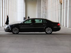 2011款 V6 3.6L 4座加长Individual版