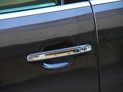 2011款 V6 3.6L 4座加长Individual版