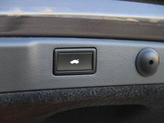 2011款 V6 3.6L 4座加长Individual版
