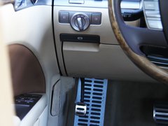 2011款 V6 3.6L 4座加长Individual版