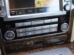 2011款 V6 3.6L 4座加长Individual版