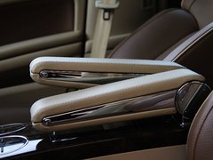 2011款 V6 3.6L 4座加长Individual版