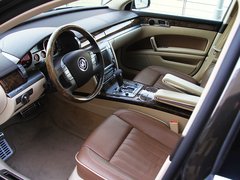 2011款 V6 3.6L 4座加长Individual版