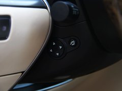 2011款 V6 3.6L 4座加长Individual版